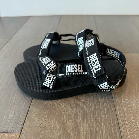 DIESEL Kids Sandals - Picture 2 of 2